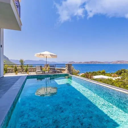 וילה Marmaris'te Denize Yakin, Havuzlu Villa-awz172 מרמריס